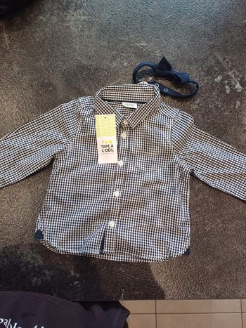 Chemise avec nœud papillon