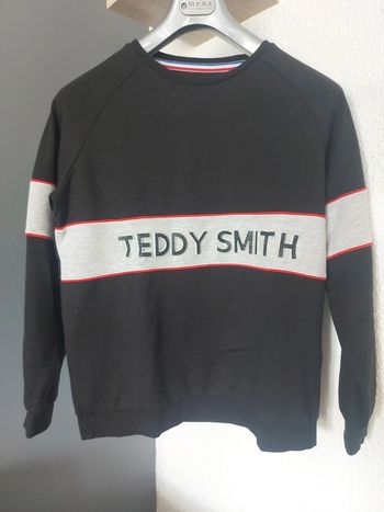 Sweat Teddy smith