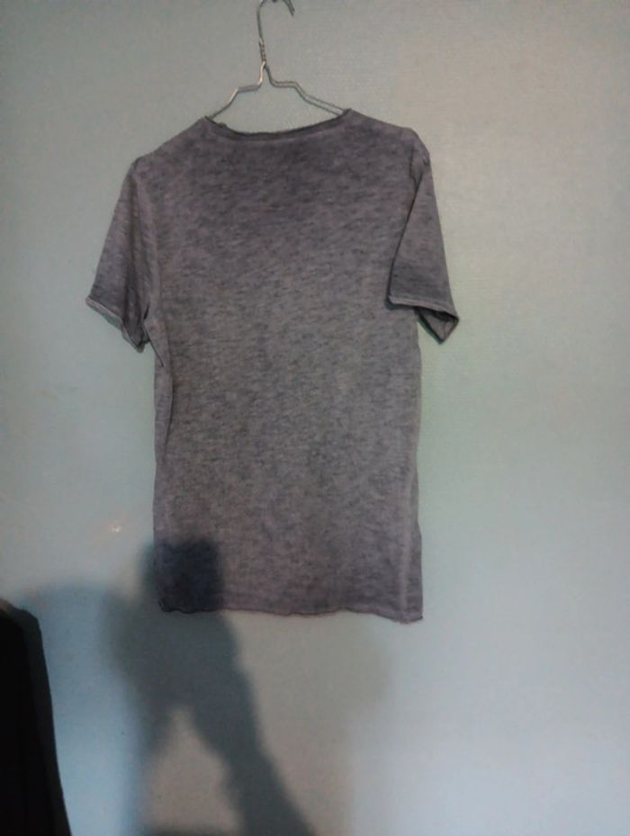 Tee-shirt - photo numéro 2