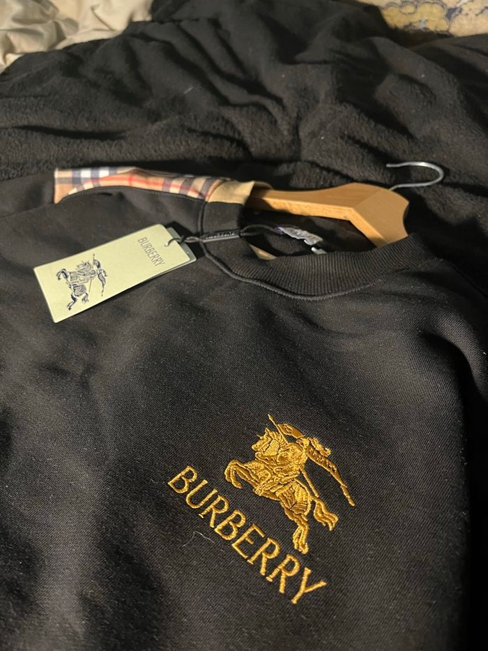 Pull burberry - photo numéro 2