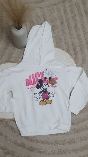 Sweat a capuche fille 8 ans