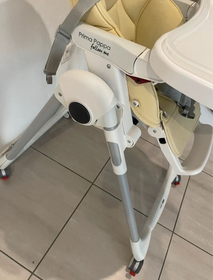 Chaise haute Peg-pérego - photo numéro 3