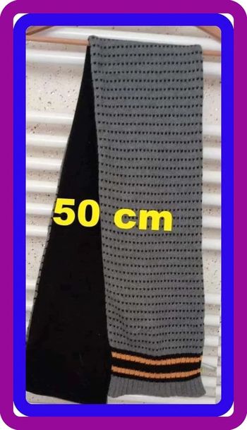 Echarpe  gris  noir  moutarde  avec  un  côté  polaire noir Orchestra Taille 50  cm