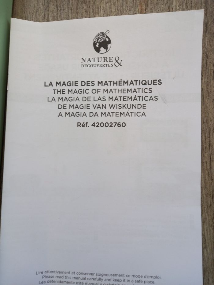 Coffret La magie des mathématiques  à partir de 6 ans excellent état - photo numéro 6
