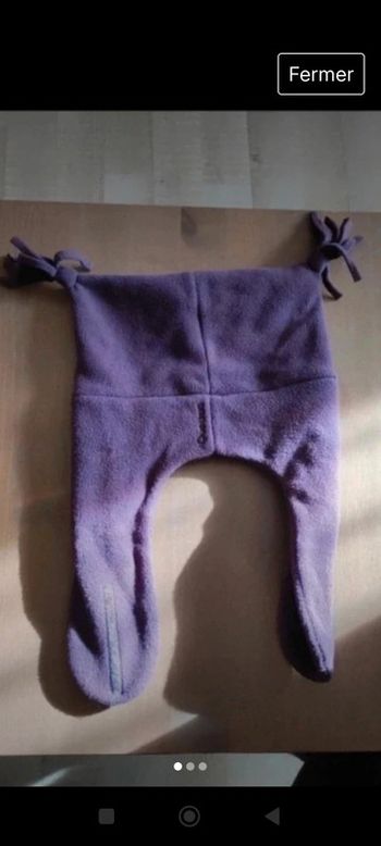 Beau petit bonnet prune