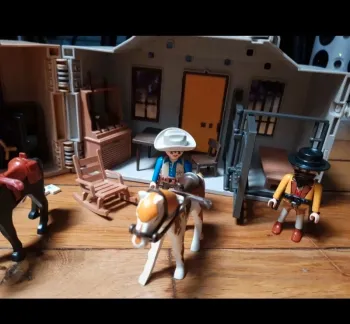 La malette cowboy Playmobil