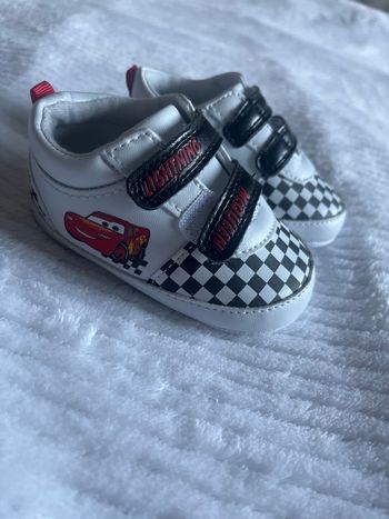 Chaussure bébé cars