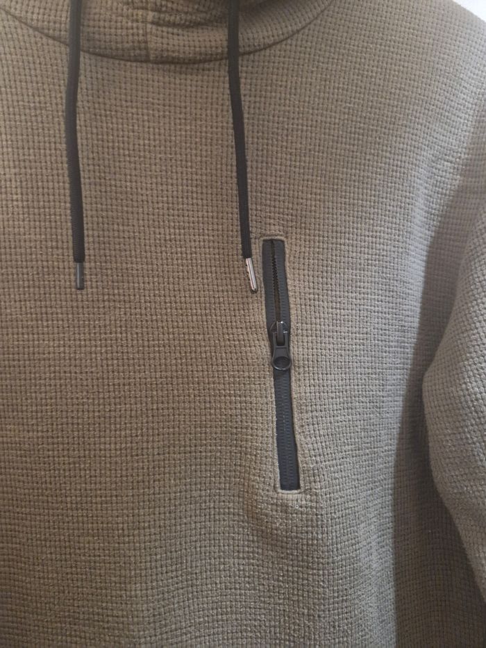 Pull à capuche - photo numéro 3