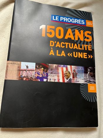 150 ans de une du journal quotidien 