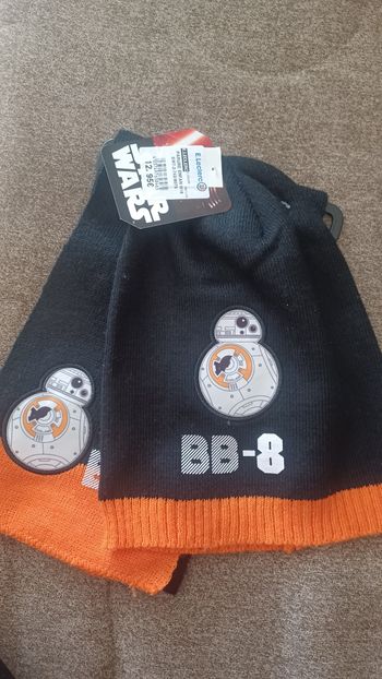 Bonnet et écharpe Disney starwars neuf noir orange taille unique