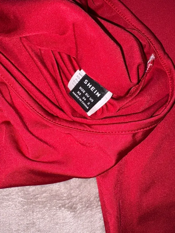 Bodies rouge femme à manches longues Shein taille 34 en très bon état. - photo numéro 7