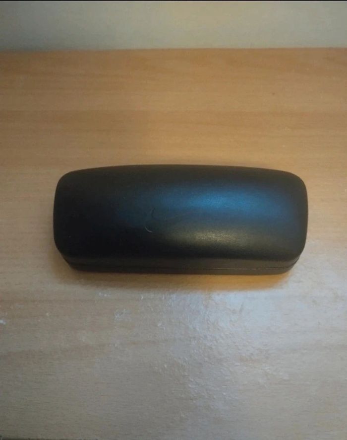 Boite de lunette Nike