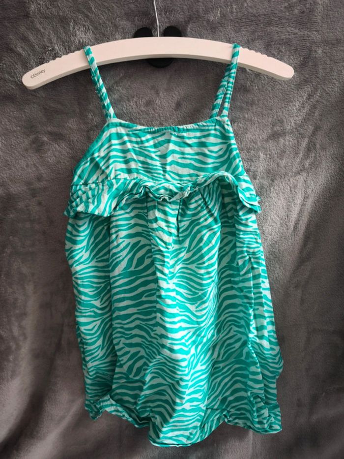 Robe 4 ans neuf kiabi