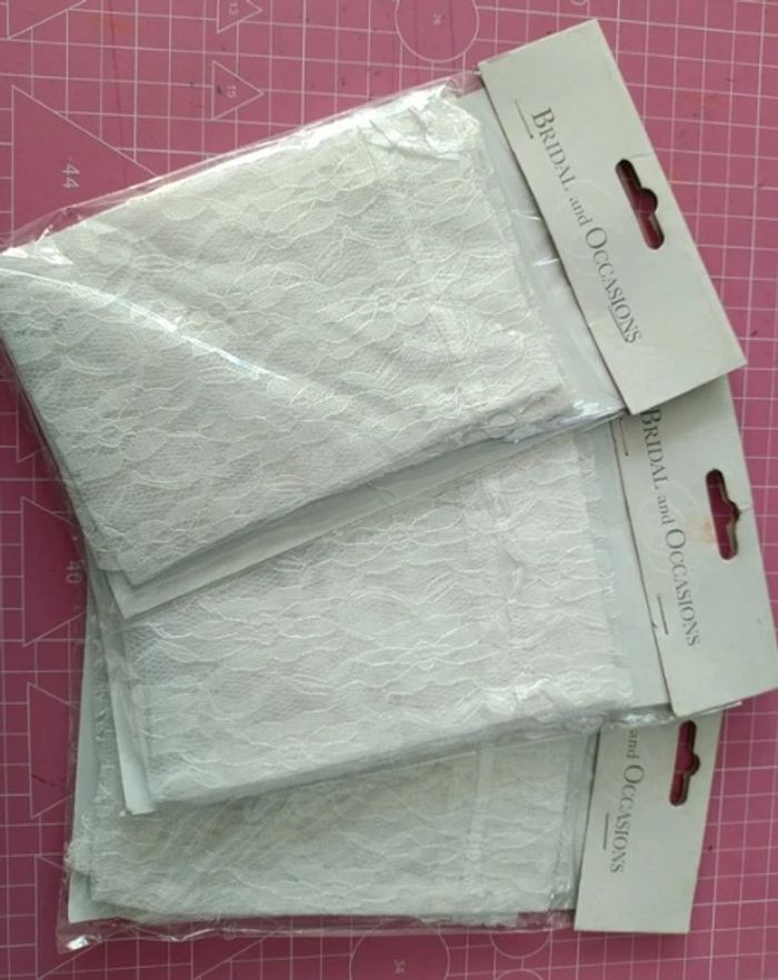 Lot de 3 paquets de 3 sachets en dentelles deco mariage