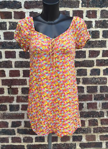 Robe courte colorée fleurie T40 • Primark