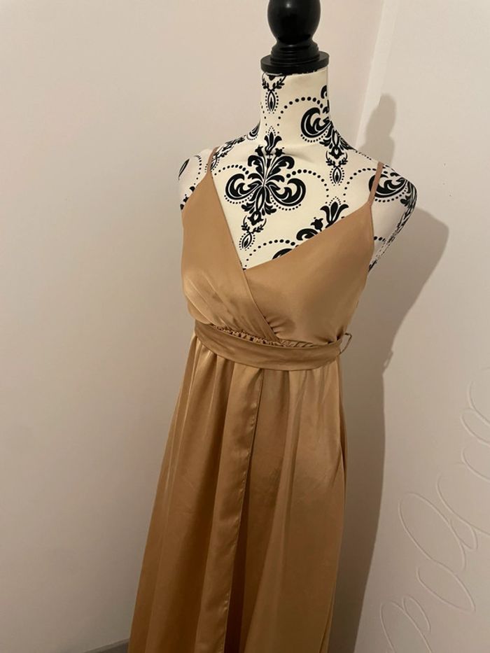 Magnifique robe de cérémonie satinée, couleur champagne - Taille 38 - photo numéro 2