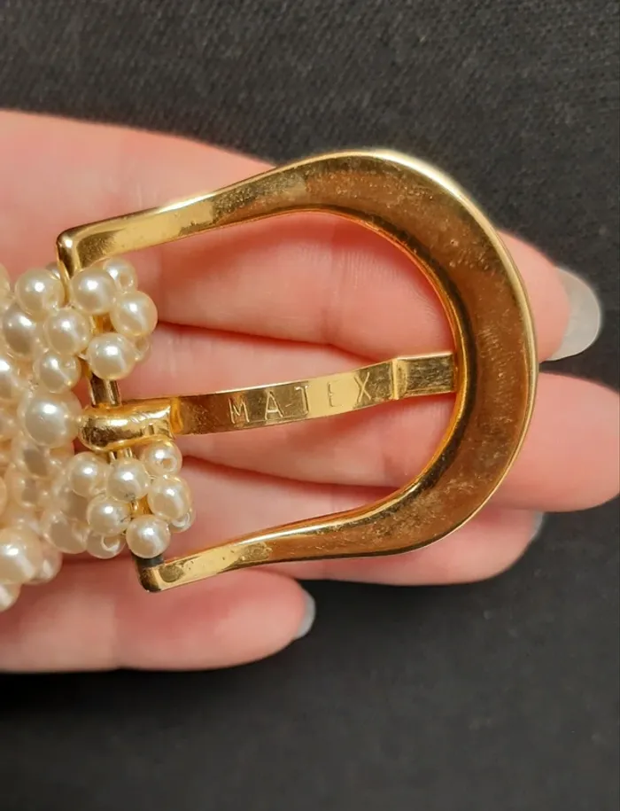 Très belle ceinture Matex en perles blanches nacrées et boucle dorée - photo numéro 5