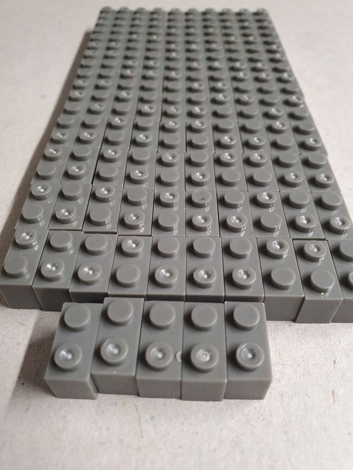 Lot de 105 briques 2x1 gris foncé - photo numéro 2