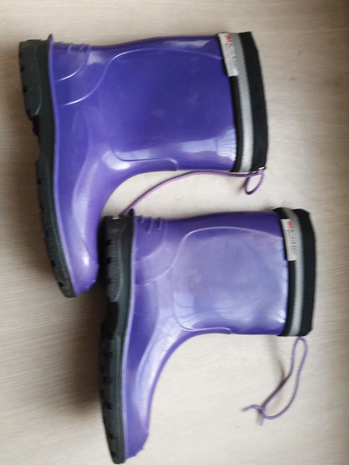 Bottes de pluie p. 35 - photo numéro 2