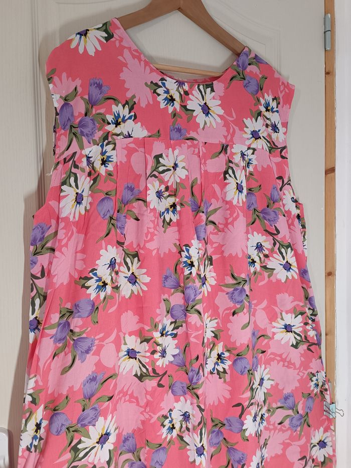 Robe floral rosé 48 - photo numéro 2