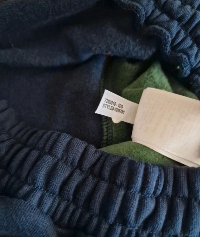 Short Lacoste taille 4 Neuf - photo numéro 7