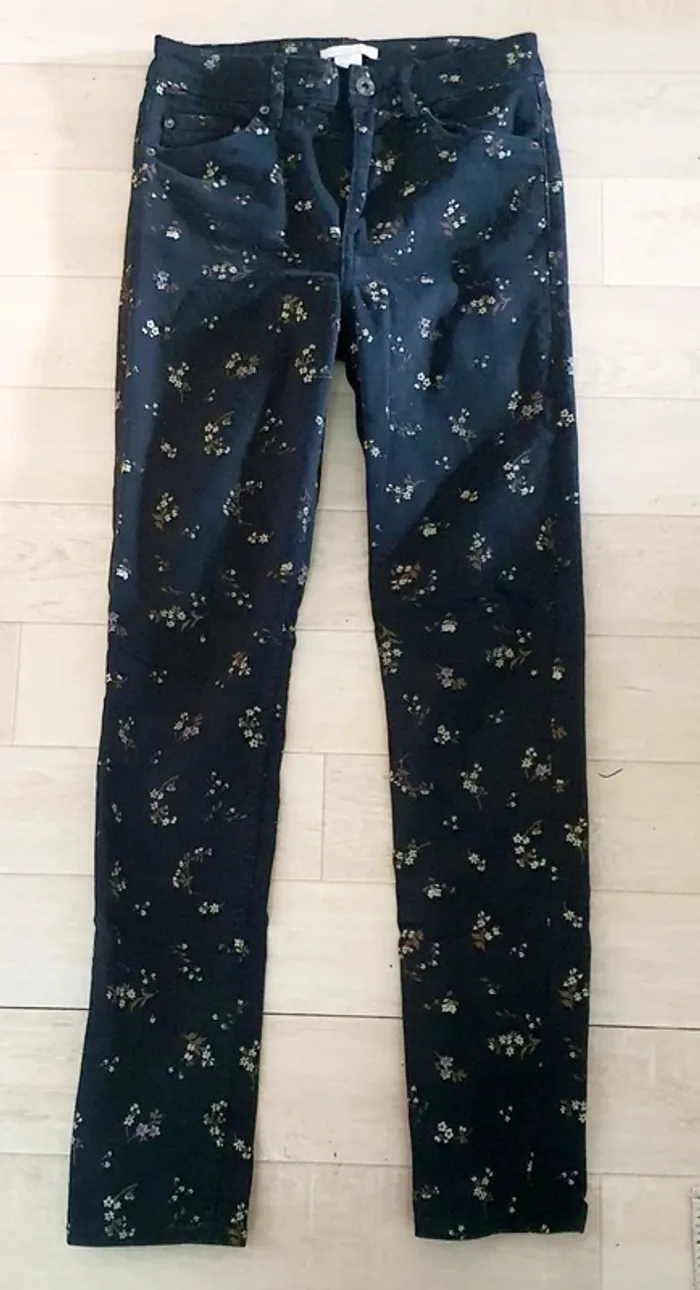 Jean noir fleurs H&M 34
