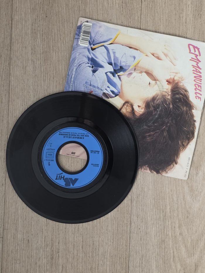 🎵 Vinyle 45T Emmanuelle – Rien que toi (pour m’endormir) 🎵 - photo numéro 4