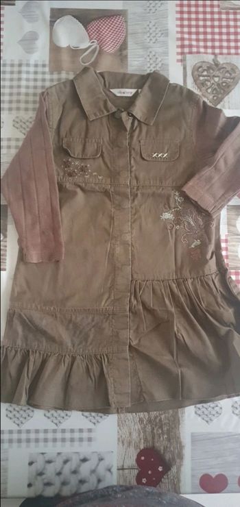 Robe marron 2 ans