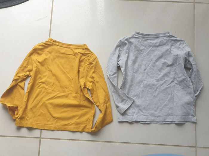 2 t-shirt manche longue 4 ans - photo numéro 4