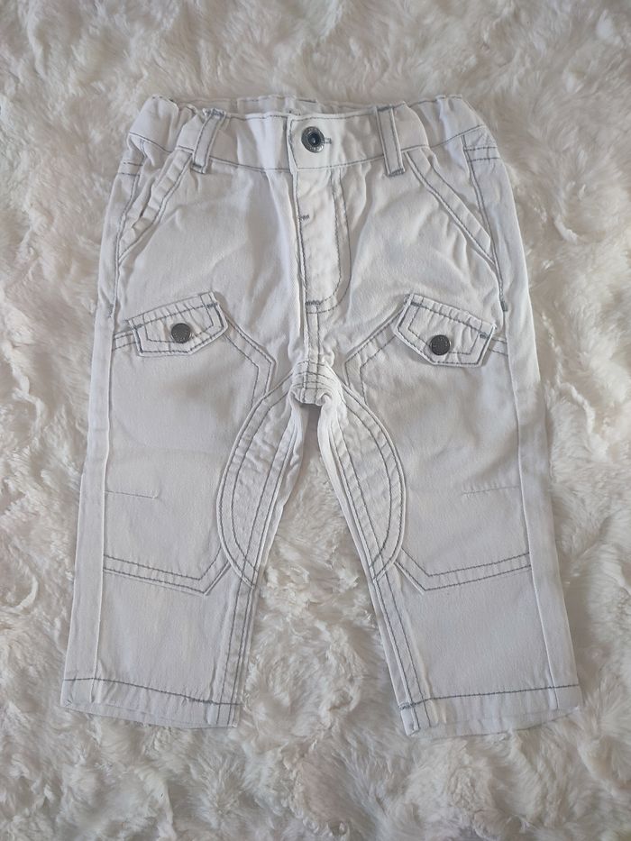 Jeans blanc kimbaloo taille 6 mois