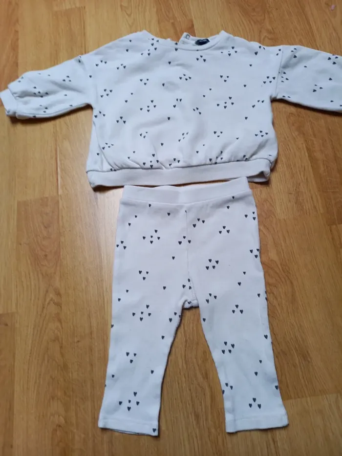 Ensemble Sweat-shirt,  legging 9 mois