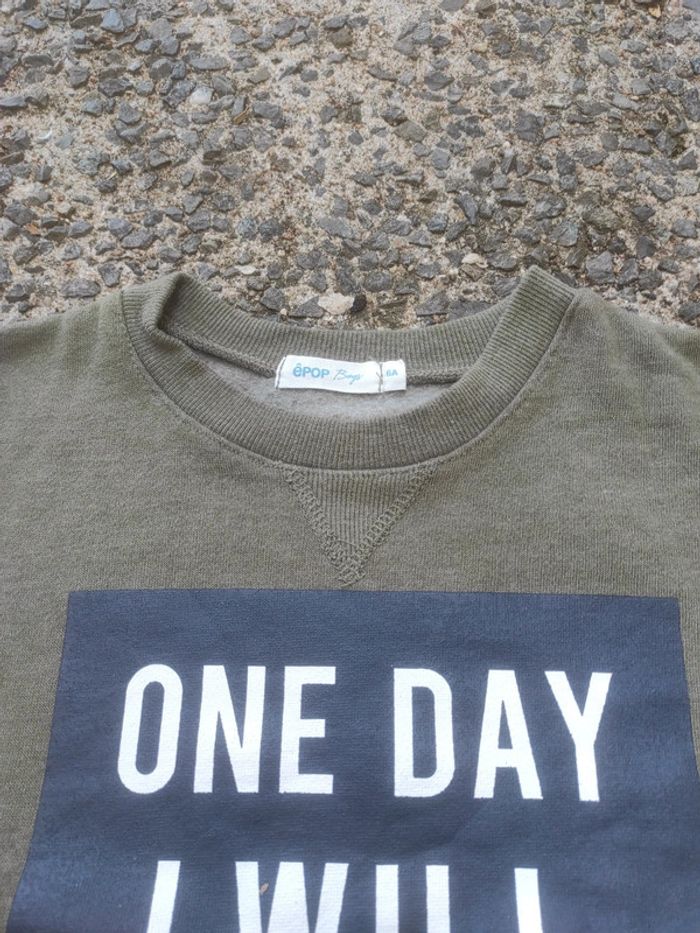 Sweat neuf 6 ans - photo numéro 2