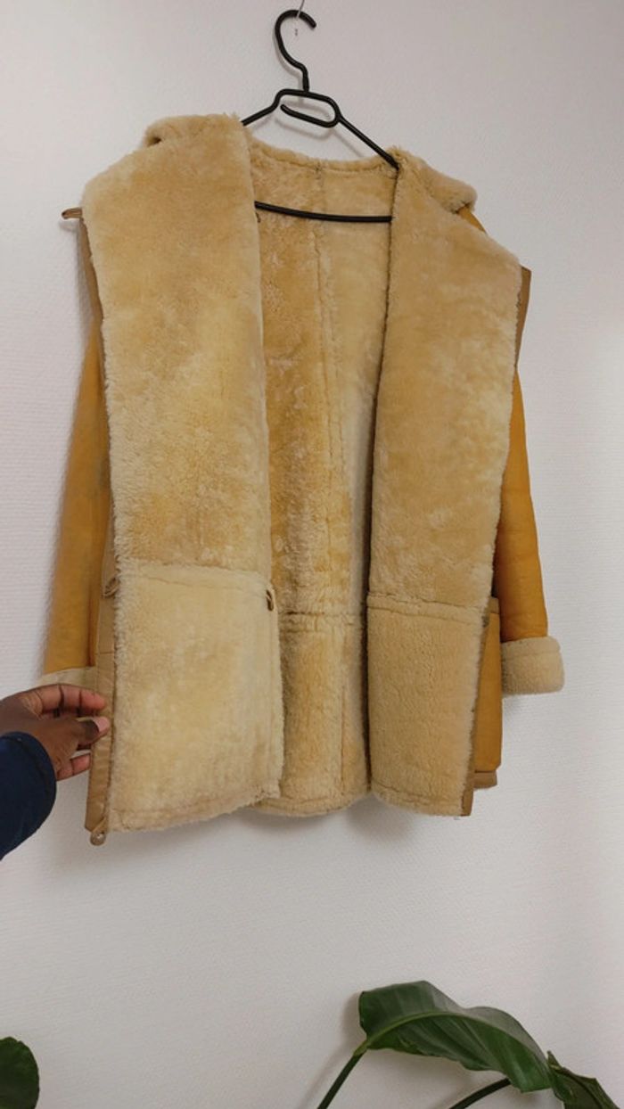 Beau manteau en peau de mouton retourné Shearling montone capuche laine blanche - photo numéro 4