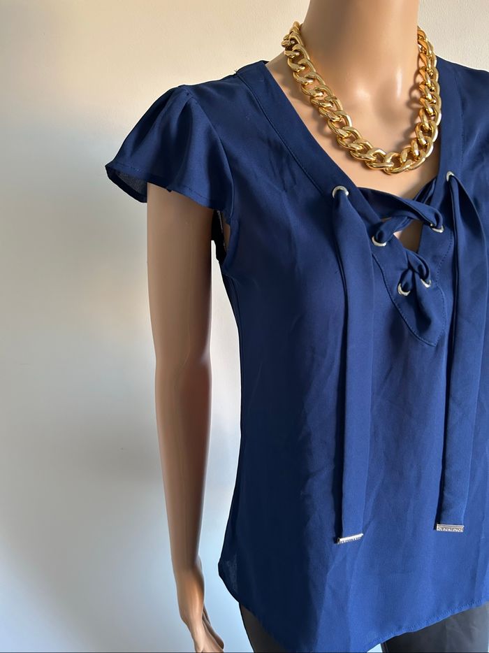 Blouse bleue marine à manches courtes Morgan taille 36 jamais portée - photo numéro 4