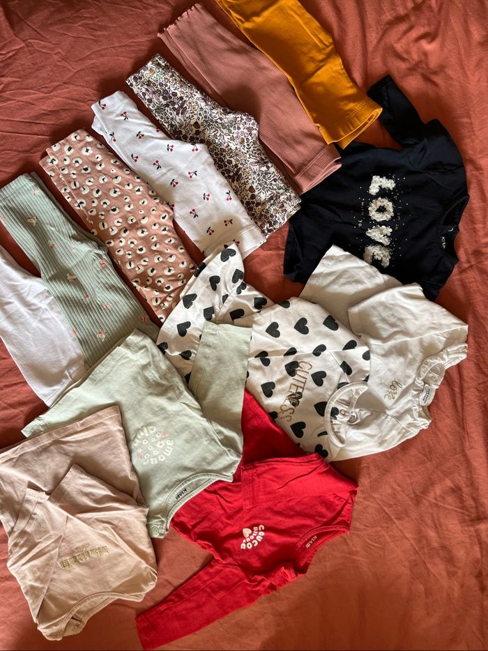 Lot T shirts manches longues filles + legging 3 mois
