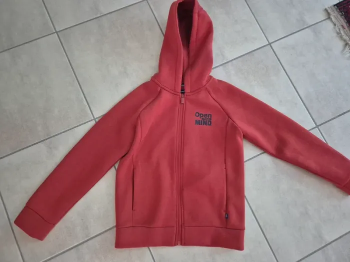Sweat okaidi gore tex neuf
