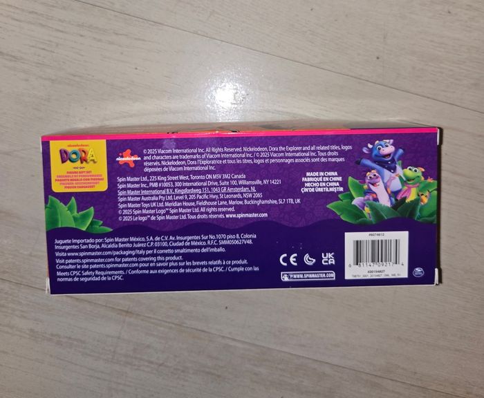 Figurines Dora l'exploratrice neuves - photo numéro 2