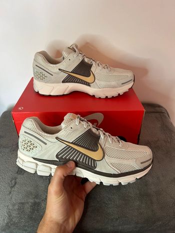Nike Zoom Vomero 5 Beige - Taille 44 | hommes | Style et Confort Exceptionnels