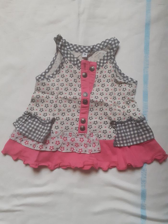 Robe rose et grise chasuble