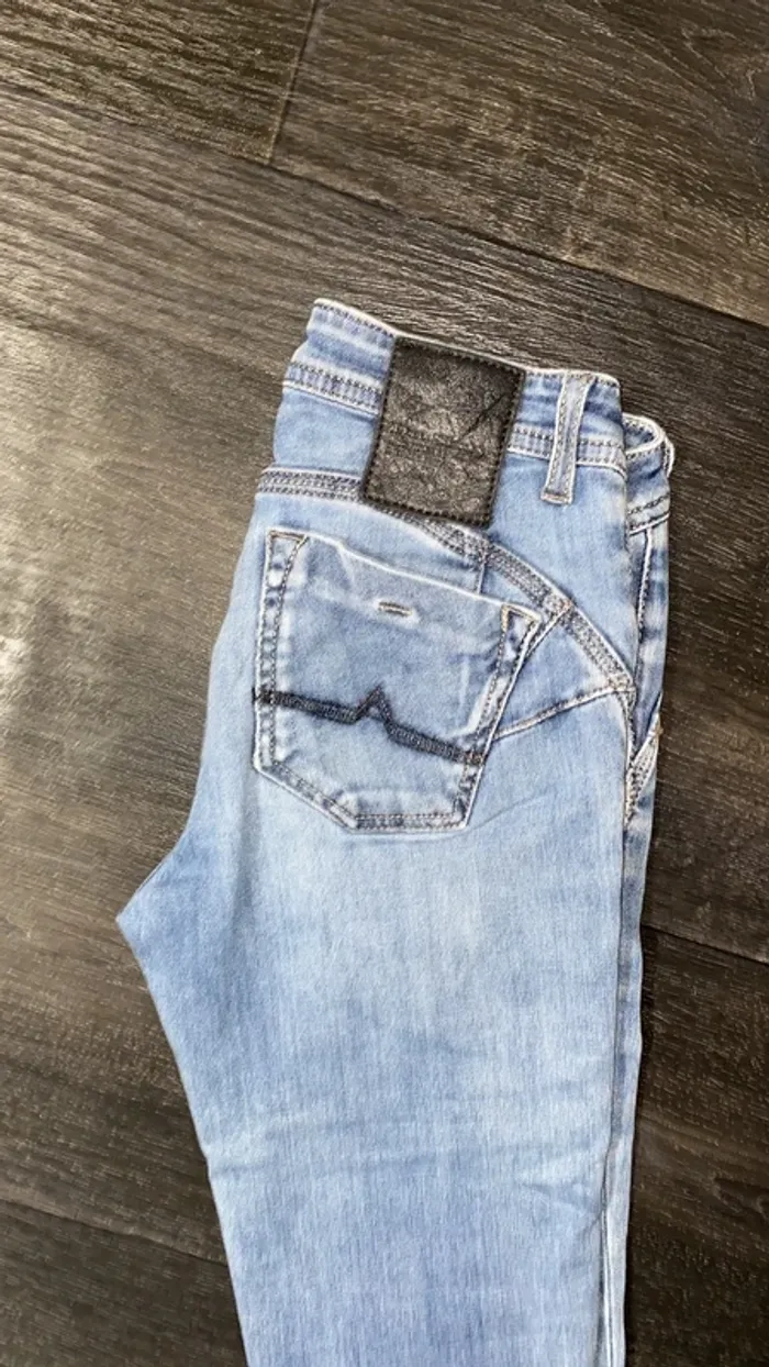 Jeans - photo numéro 3