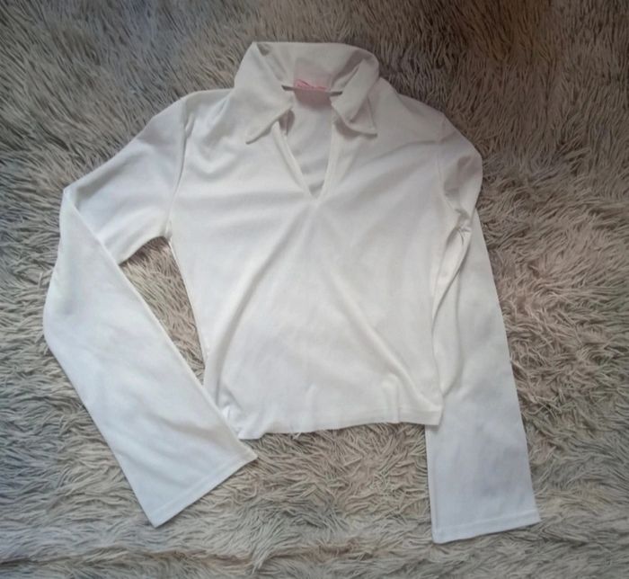 Tee Shirt court manches longues évasées taille S 36 Jennyfer - photo numéro 2