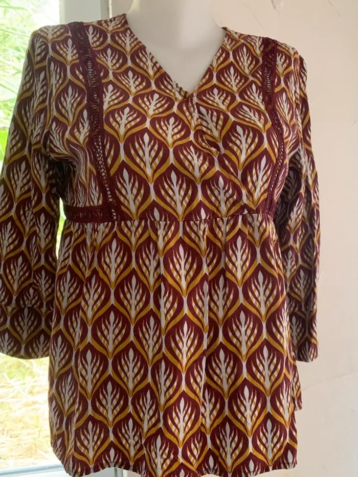 Blouse motif Only taille 38 manches 3/4