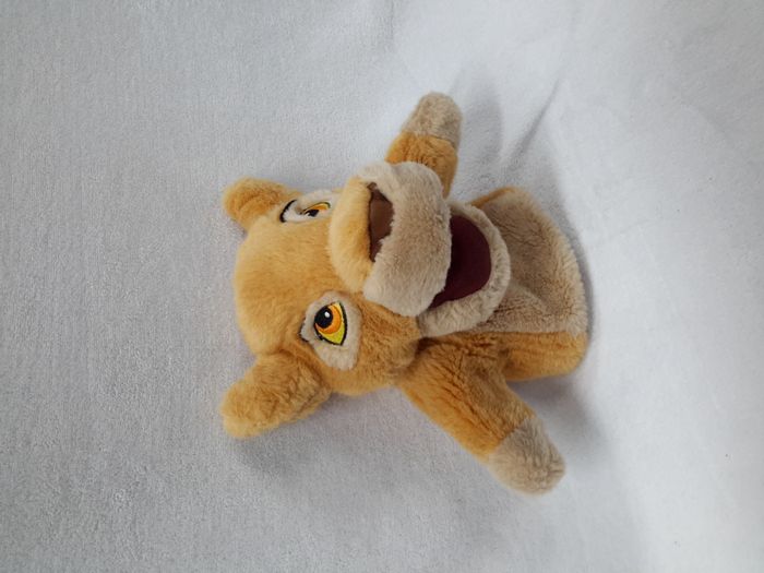 Peluche marionnette simba le roi lion disney - photo numéro 2