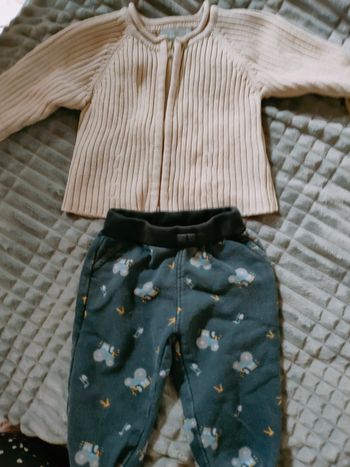 Ensemble 6 mois gilet obaibi et pantalon jogging offert