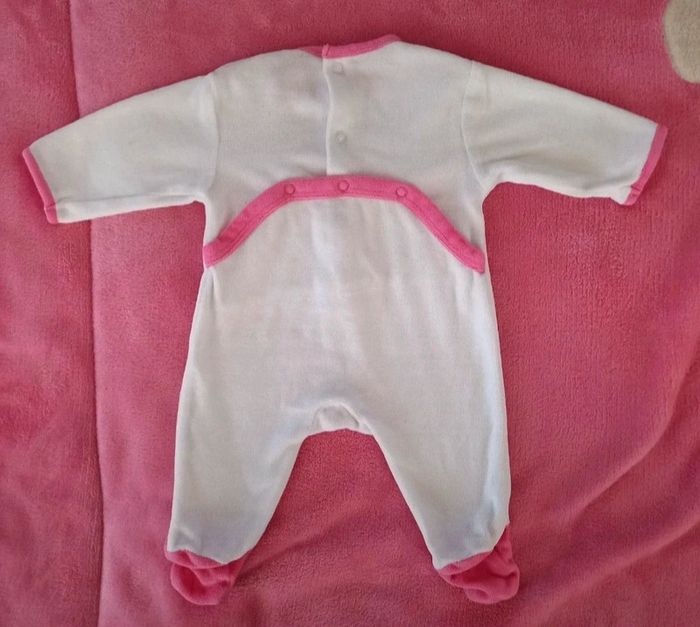 Pyjama taille naissance en très bon état - photo numéro 3