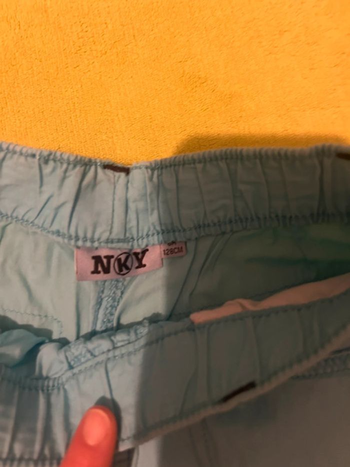 Short turquoise fin 8 ans - photo numéro 2