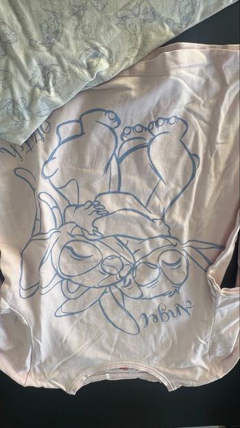 Pyjamas,  Stitch, 9/10 ans. Bon état.
