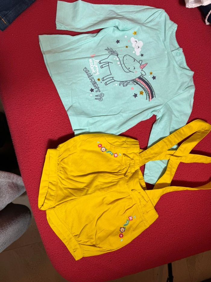 Lot 9 vêtements avec du neuf 6/9 mois