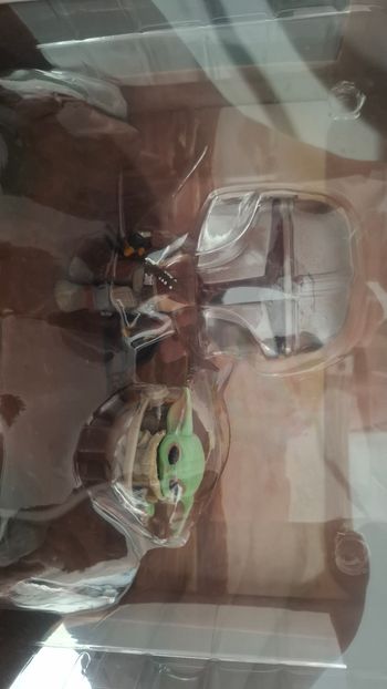 Funko pop disney star wars the mandalorian with the child grogu 390