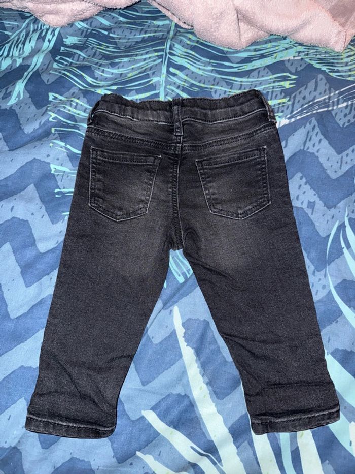 Jeans noir 6 mois - photo numéro 3